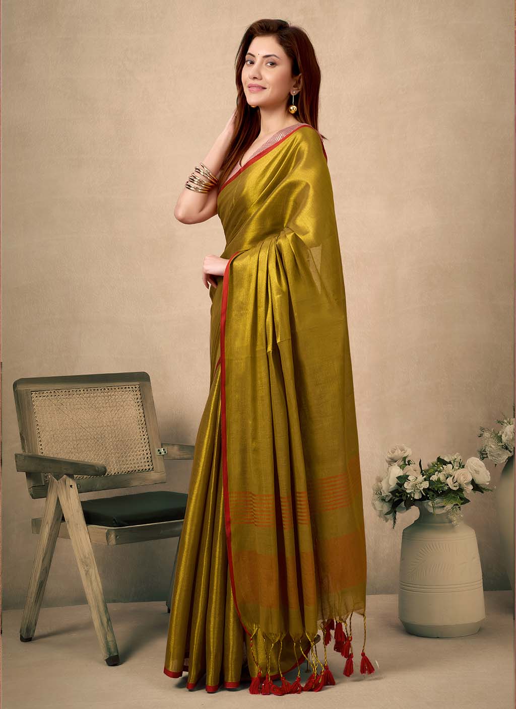 Bindu ( sarees )
