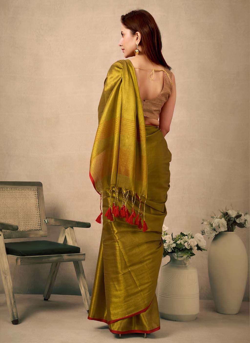 Bindu ( sarees )