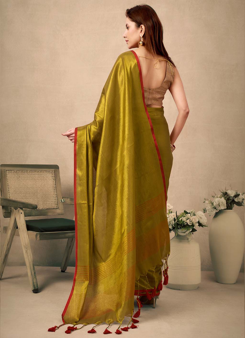 Bindu ( sarees )