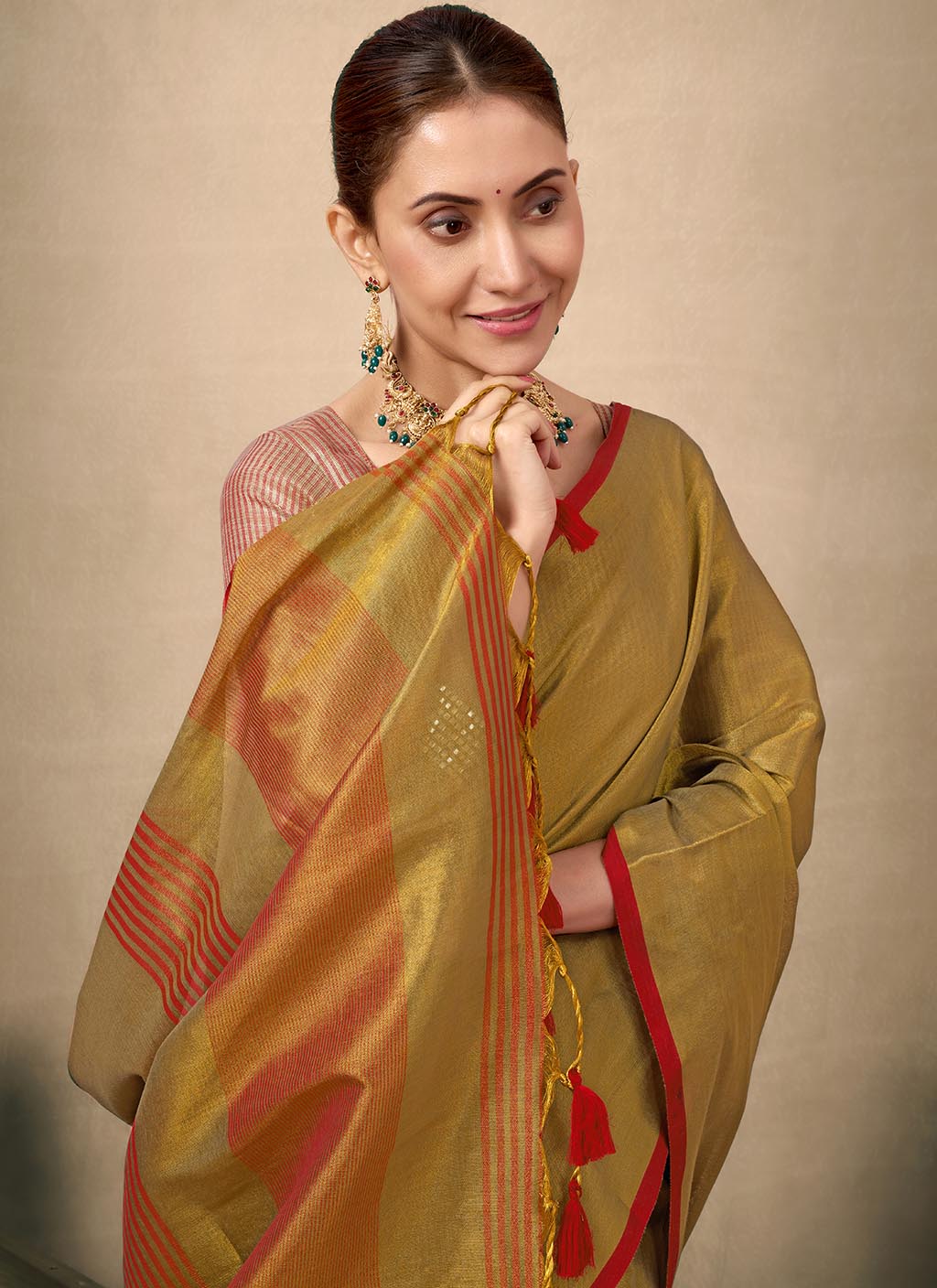 Dai ( sarees )