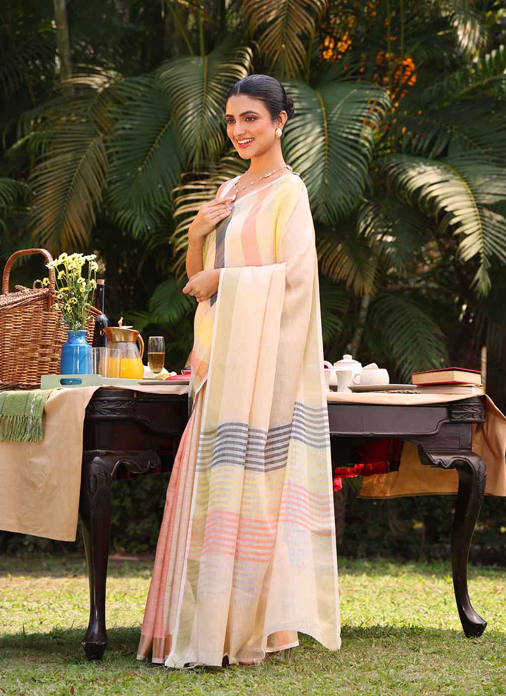 Aashvi Linen