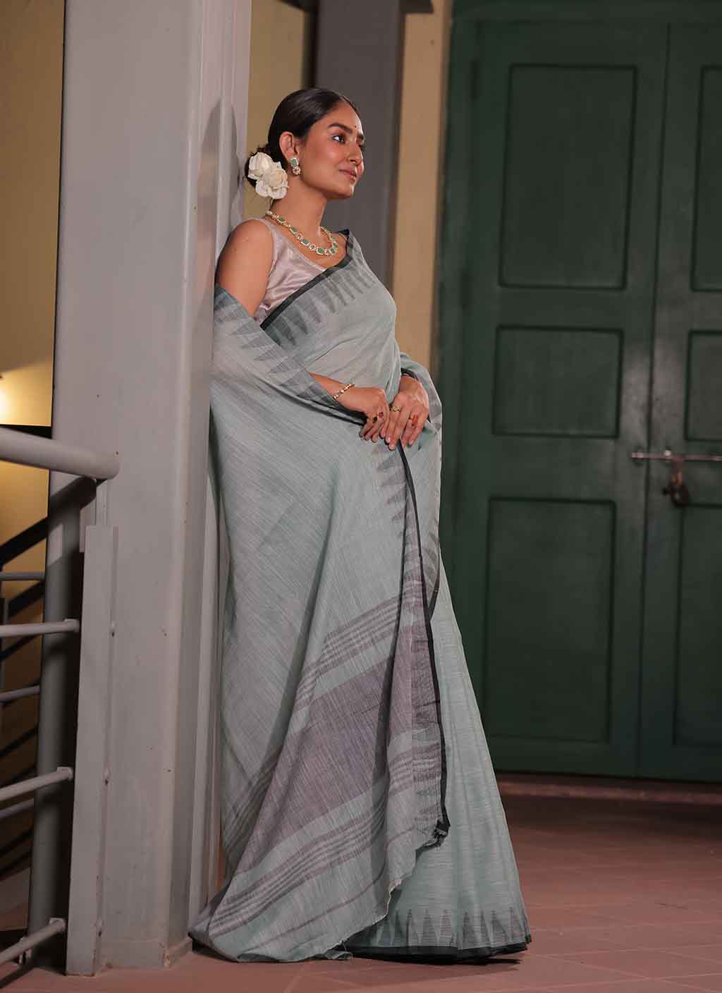 Lata Linen