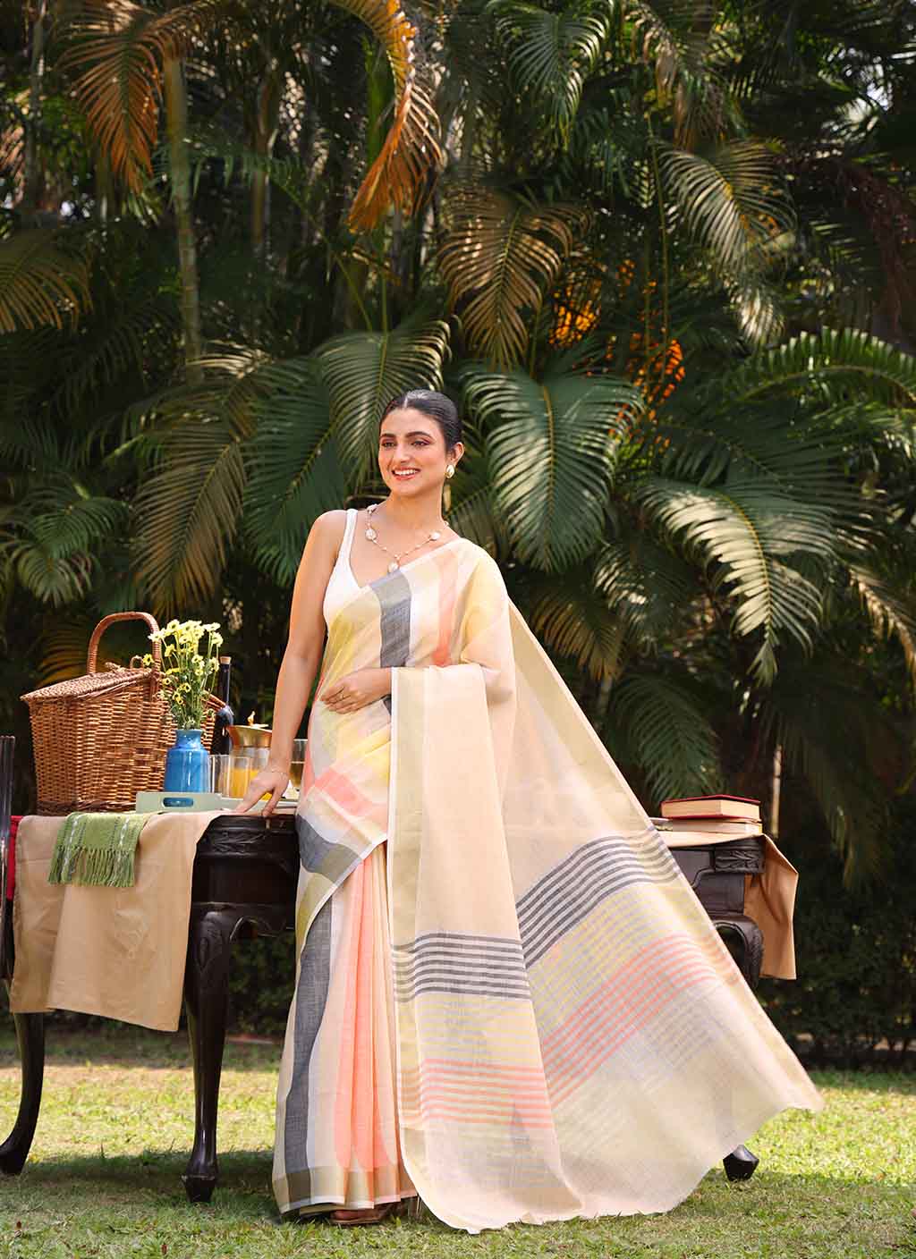 Aashvi Linen